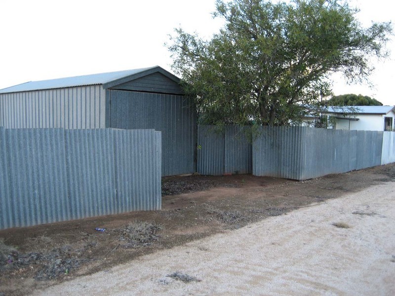 13 Manwurta Street, Port Clinton SA 5570