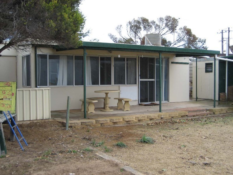 4 Chapman Road, Rogues Point SA 5571