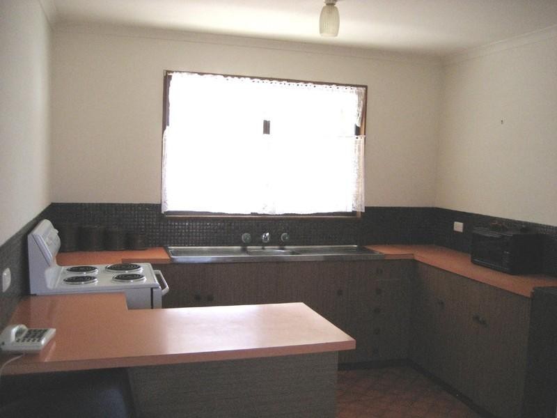 11 Mesnil Drive, Port Clinton SA 5570