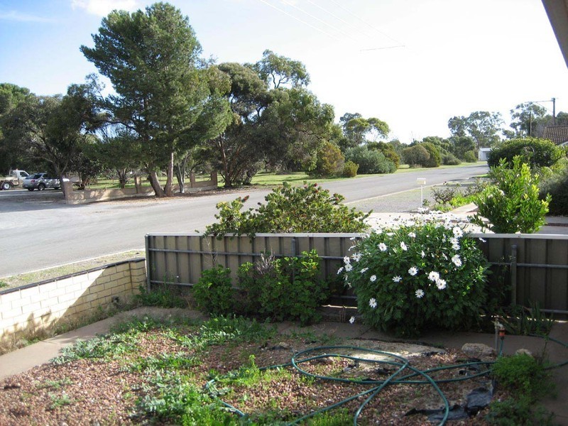 6 South Terrace, Minlaton SA 5575