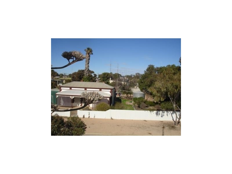 14 Young Street, Wallaroo SA 5556