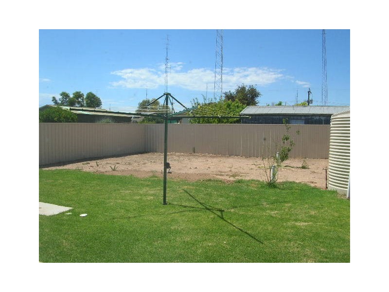 11 Edith Street, Moonta Bay SA 5558