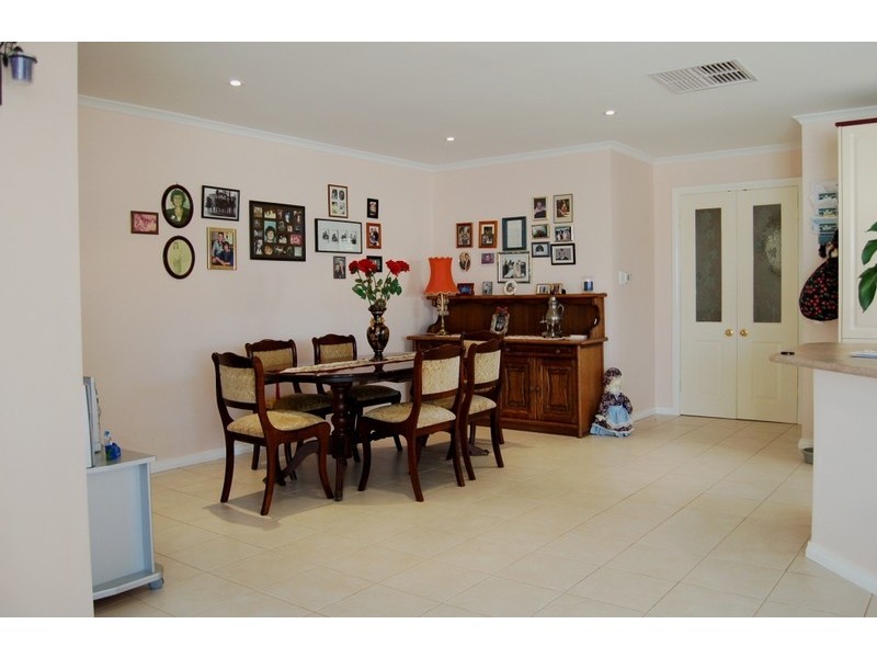 9 Clayton Street, Moonta Bay SA 5558