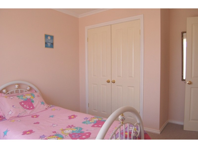 9 Clayton Street, Moonta Bay SA 5558