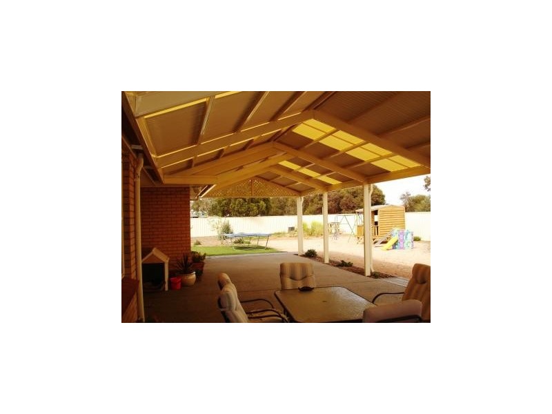 2 Warmington Road, Kadina SA 5554