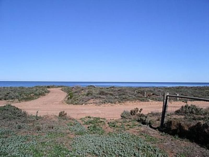 Section 32 Beach Road, Port Gibbon SA 5602