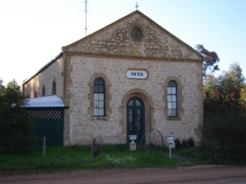 37 KADINA Road, North Yelta SA 5558
