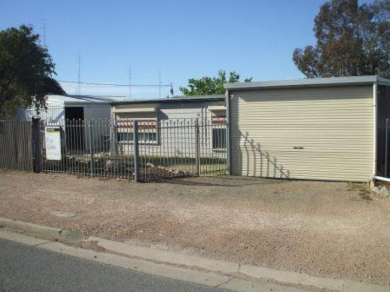 17 Hughes Street, Wallaroo SA 5556