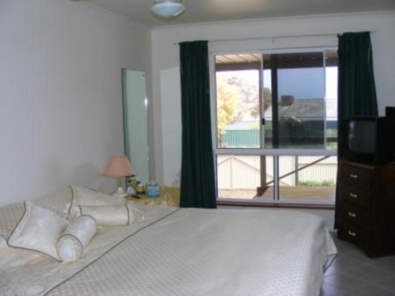 12 Second Street, Tickera SA 5555