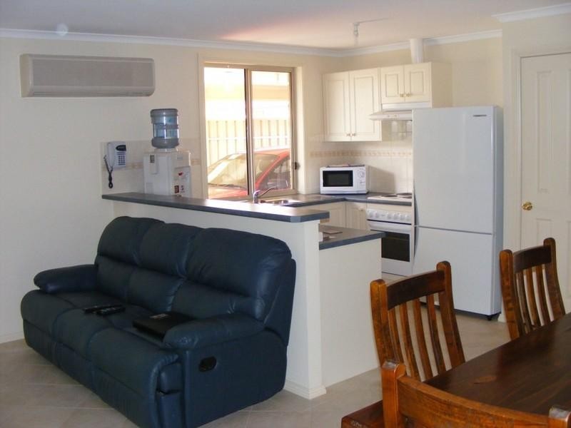 1 Harbison Street, Moonta Bay SA 5558