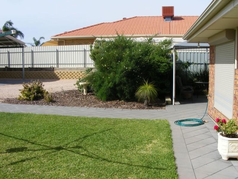 1 Harbison Street, Moonta Bay SA 5558