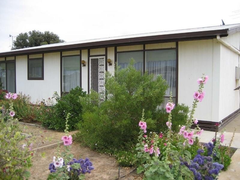 15 Allen Road, Tiddy Widdy Beach SA 5571