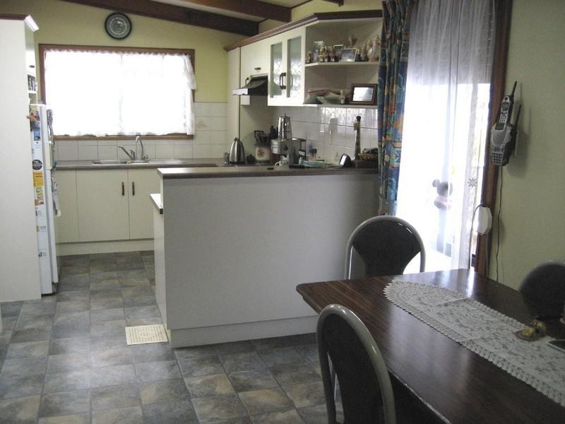 13 Mesnil Drive, Port Clinton SA 5570