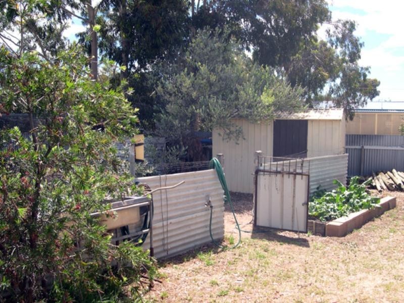 13 Mesnil Drive, Port Clinton SA 5570