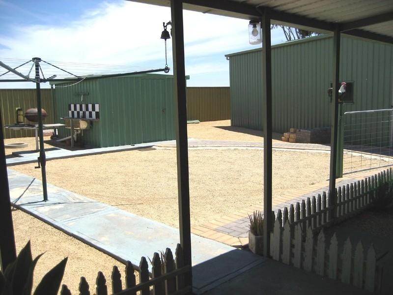 9 Allen Road, Tiddy Widdy Beach SA 5571