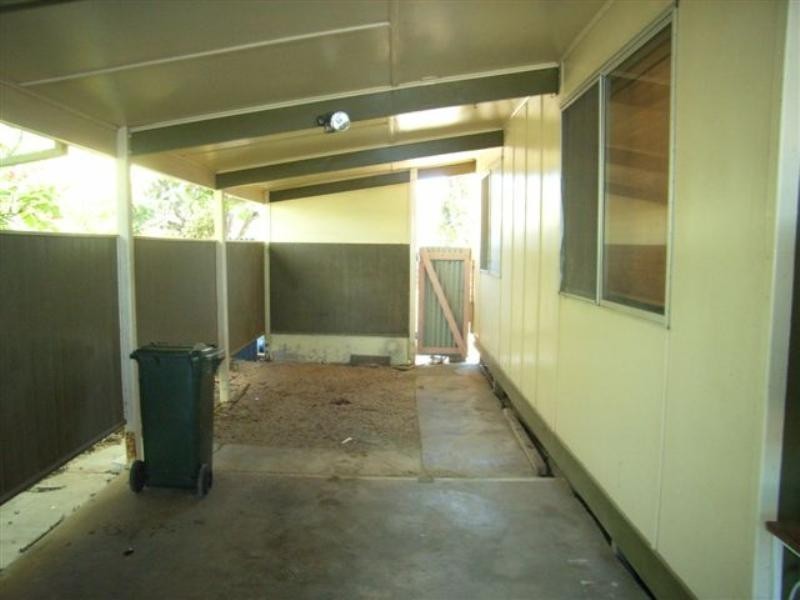 18 Carleton Crescent, Wallaroo SA 5556