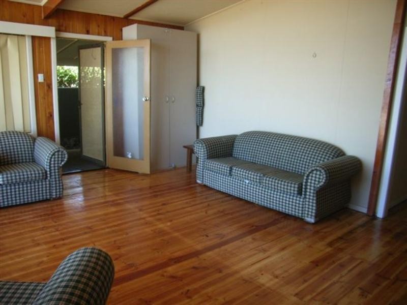 18 Carleton Crescent, Wallaroo SA 5556