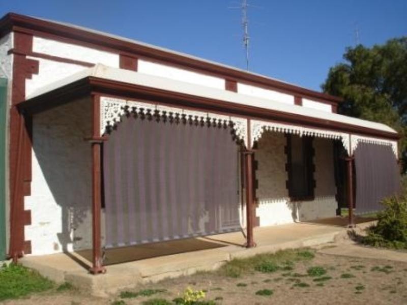 14 Young Street, Wallaroo SA 5556