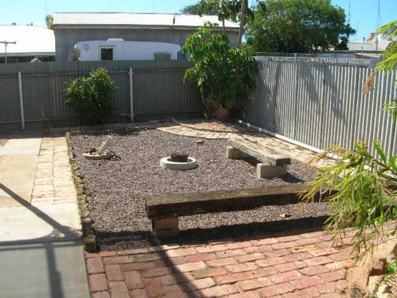13 Cornish Terrace, Wallaroo SA 5556