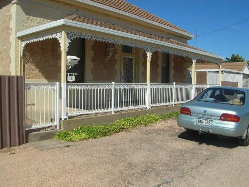 13 Cornish Terrace, Wallaroo SA 5556