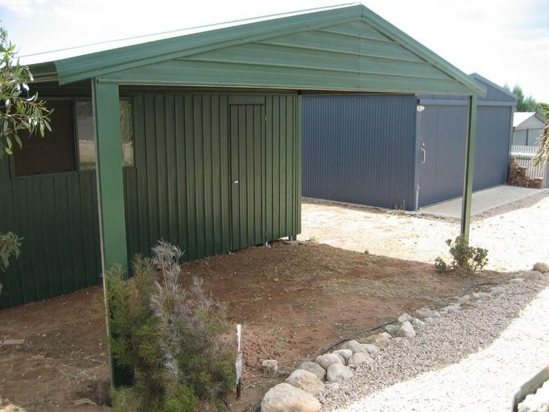 16 Wells Terrace, Price SA 5570
