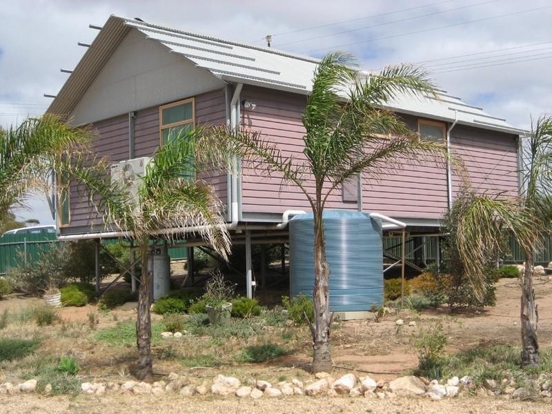 16 Wells Terrace, Price SA 5570