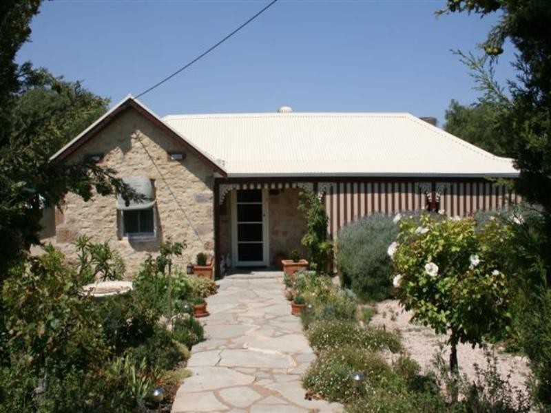 329 Derrington Terrace, East Moonta SA 5558