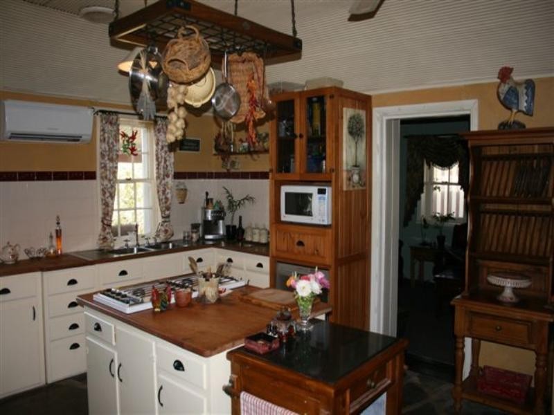 329 Derrington Terrace, East Moonta SA 5558