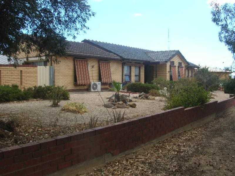 4 Ireland Street, Wallaroo SA 5556