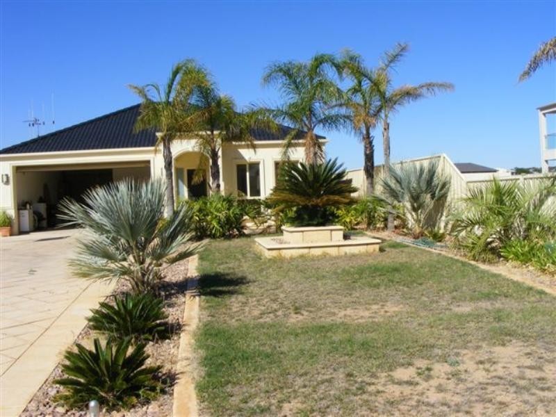 82 Gilmore Crescent, Wallaroo SA 5556