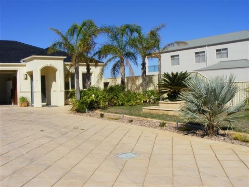 82 Gilmore Crescent, Wallaroo SA 5556