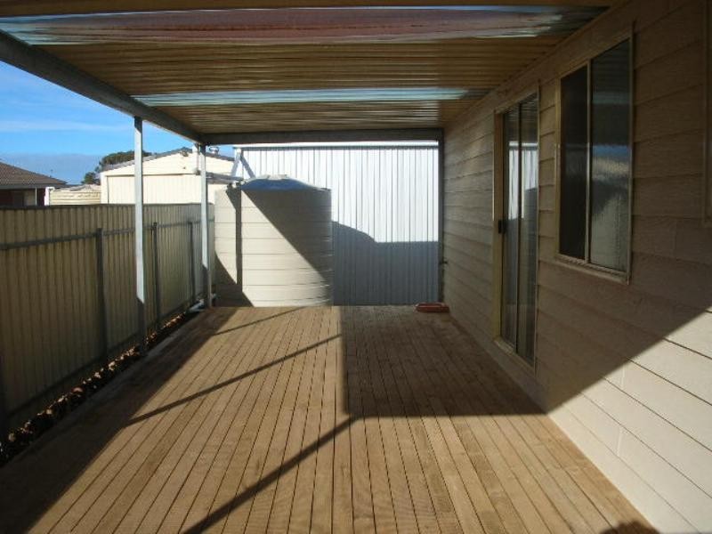 Unit 1 20A Kadina Road, Wallaroo SA 5556