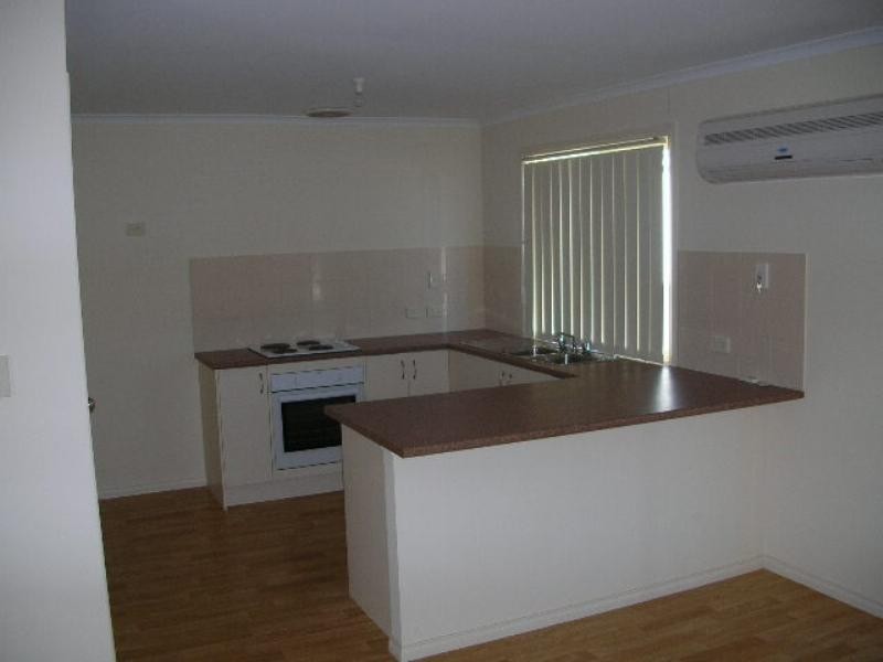 Unit 1 20A Kadina Road, Wallaroo SA 5556