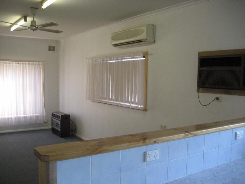 17 North Terrace, Maitland SA 5573