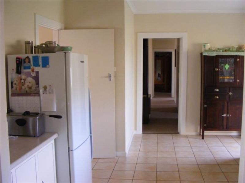 3 Allan Avenue, Wallaroo SA 5556