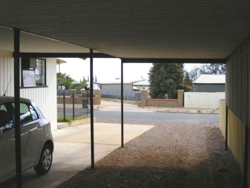 3 Allan Avenue, Wallaroo SA 5556