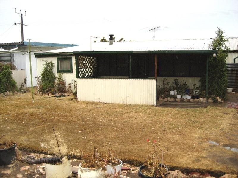 6 The Esplanade, Port Clinton SA 5570