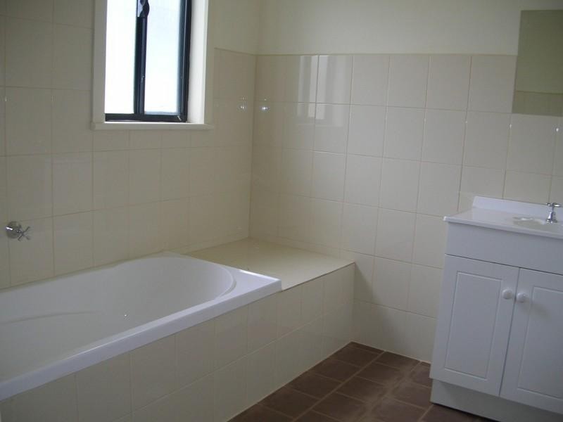 12 Cornish Terrace,, Wallaroo SA 5556