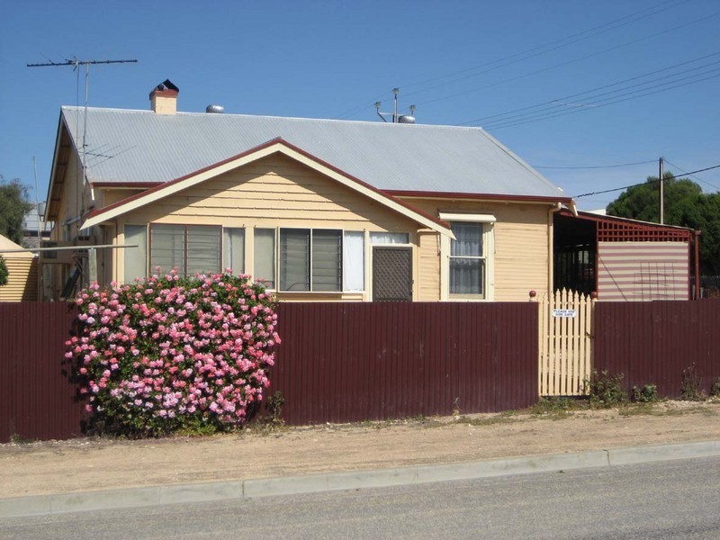 15 Clemintina Street, Price SA 5570