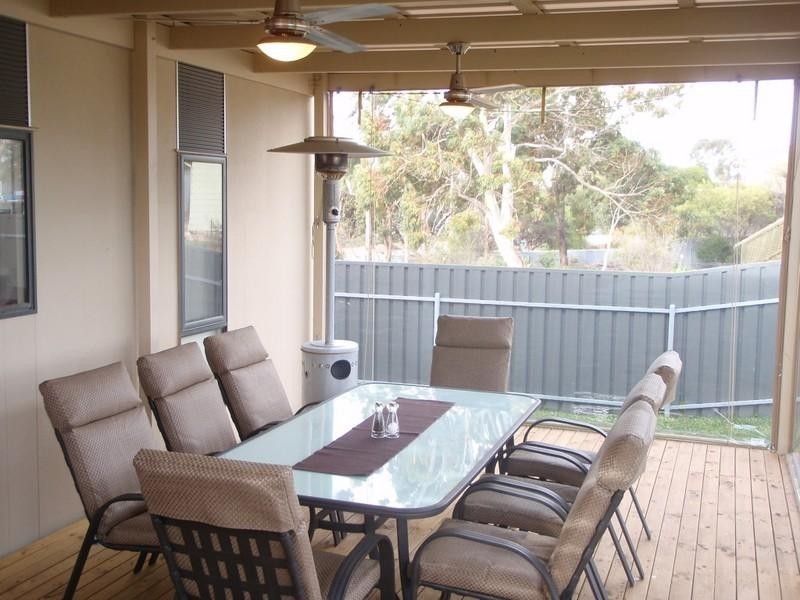 20 Gulf Street, Moonta Bay SA 5558