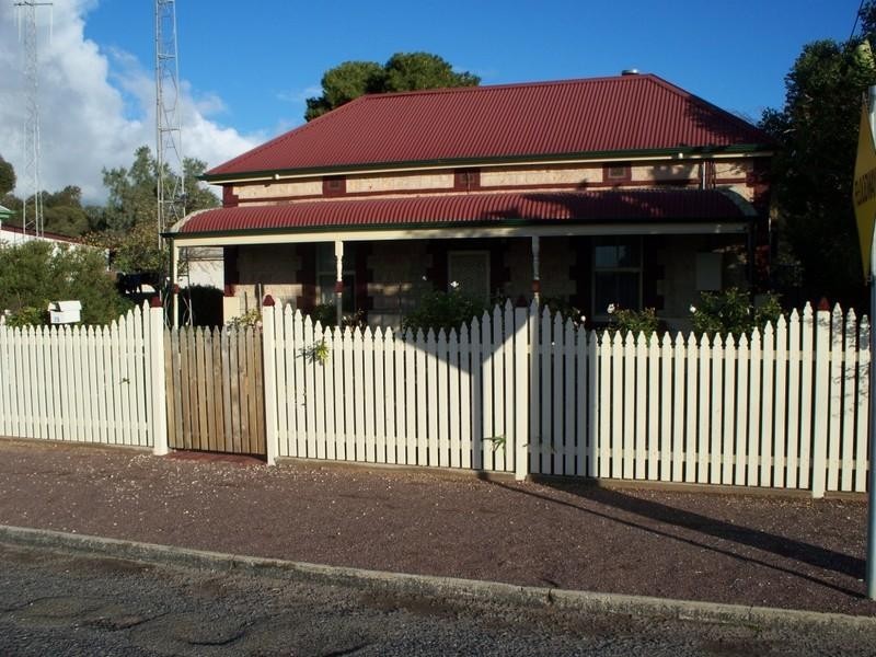 25 Letcher Street, Kadina SA 5554