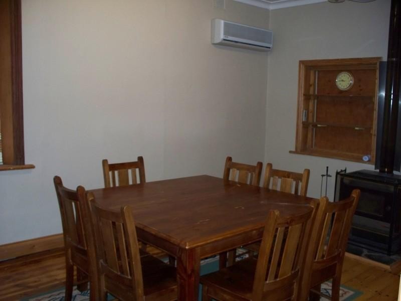 215 Stirling Terrace, Wallaroo Mines SA 5554