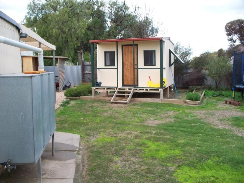 215 Stirling Terrace, Wallaroo Mines SA 5554