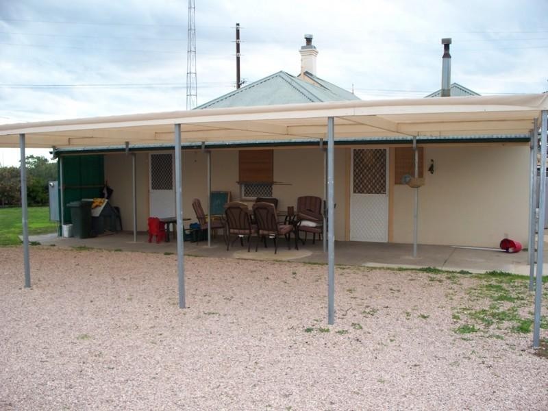 215 Stirling Terrace, Wallaroo Mines SA 5554