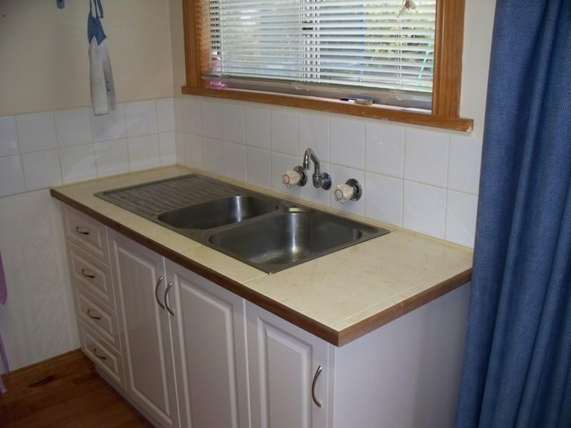 215 Stirling Terrace, Wallaroo Mines SA 5554