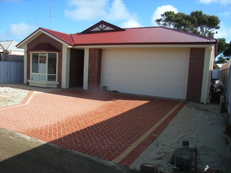 1 Santo Terrace, Wallaroo SA 5556
