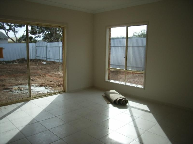 1 Santo Terrace, Wallaroo SA 5556
