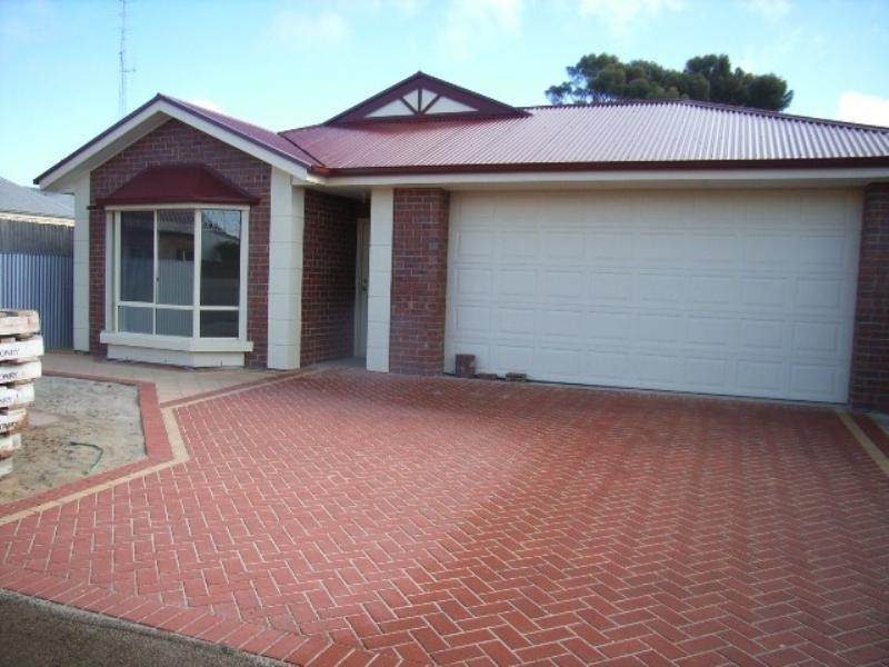 1 Santo Terrace, Wallaroo SA 5556