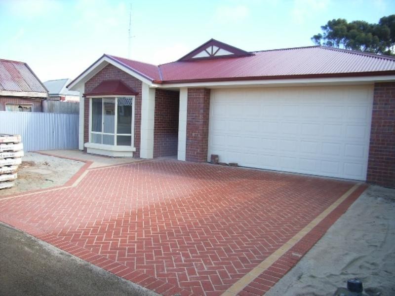 1 Santo Terrace, Wallaroo SA 5556