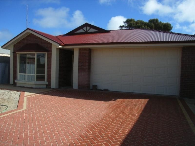 1 Santo Terrace, Wallaroo SA 5556
